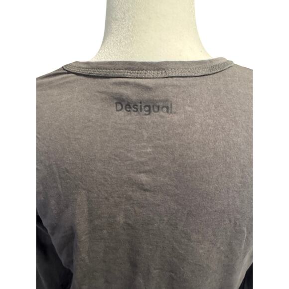 DESIGUAL Carla Love Lettering Long Sleeve Tee in Sz Large - Picture 4 of 10